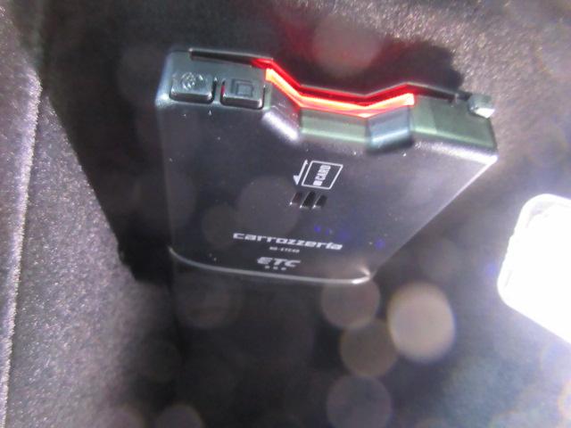 ５００８ ＧＴブルーＨＤｉ　７人乗　後期型　サンルーフ　純正ナビ　フルセグ　左サイド＆バックカメラ　ハーフレザー　シートヒーター　マッサージ機能　ワイヤレス充電　電動ゲート　ハンズフリーパワーバックドア　アクティブセーフティブレーキ（61枚目）