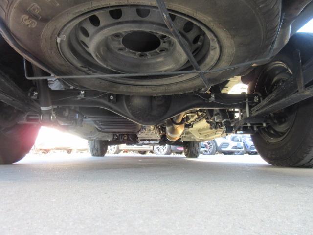 ハイエースバン スーパーＧＬ　ダークプライムＩＩ　・ディーゼルターボ　セーフティセンス　純正ナビ　フルセグＴＶ　バックカメラ　ＡＣ１００Ｖ　ハーフレザー　両側スライドドア　ＬＤＡ　前後ソナー　ＰＫＳＢ　イージークローザー　メッキドアハンドル＆ミラー（15枚目）