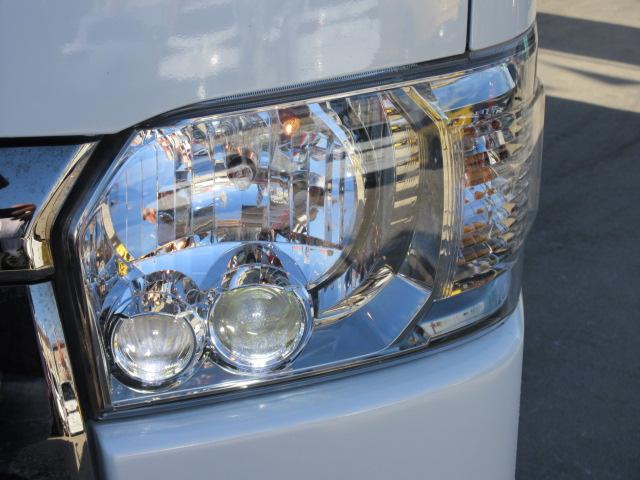 ハイエースバン スーパーＧＬ　ダークプライムＩＩ　・ディーゼルターボ　セーフティセンス　純正ナビ　フルセグＴＶ　バックカメラ　ＡＣ１００Ｖ　ハーフレザー　両側スライドドア　ＬＤＡ　前後ソナー　ＰＫＳＢ　イージークローザー　メッキドアハンドル＆ミラー（33枚目）