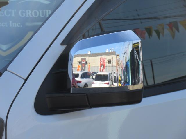 ハイエースバン スーパーＧＬ　ダークプライムＩＩ　・ディーゼルターボ　セーフティセンス　純正ナビ　フルセグＴＶ　バックカメラ　ＡＣ１００Ｖ　ハーフレザー　両側スライドドア　ＬＤＡ　前後ソナー　ＰＫＳＢ　イージークローザー　メッキドアハンドル＆ミラー（34枚目）