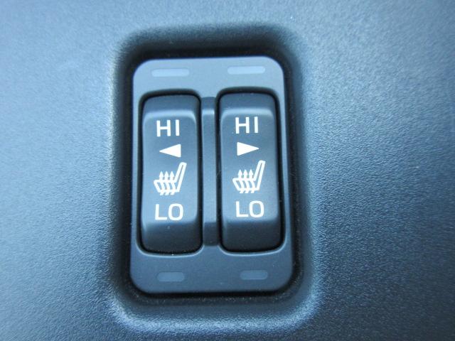 GR86 RZ 6速MT ・ワンオーナー 純正9型ナビ フルセグTV Bカメラ ETC ドラレコ ハーフレザーシート シートヒーター GRフルエアロ&トランクスポイラー&サスペンション&スポーツマフラー 純正18アルミ(6枚目)