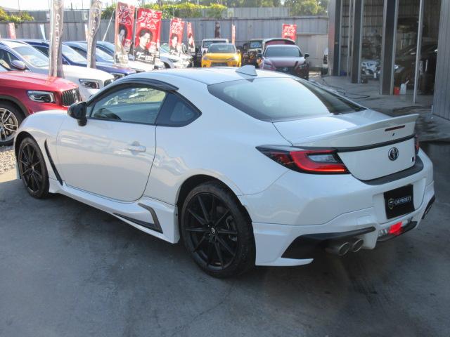 GR86 RZ 6速MT ・ワンオーナー 純正9型ナビ フルセグTV Bカメラ ETC ドラレコ ハーフレザーシート シートヒーター GRフルエアロ&トランクスポイラー&サスペンション&スポーツマフラー 純正18アルミ(12枚目)