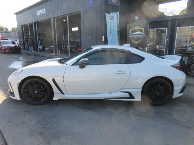 GR86 RZ 6速MT ・ワンオーナー 純正9型ナビ フルセグTV Bカメラ ETC ドラレコ ハーフレザーシート シートヒーター GRフルエアロ&トランクスポイラー&サスペンション&スポーツマフラー 純正18アルミ(39枚目)