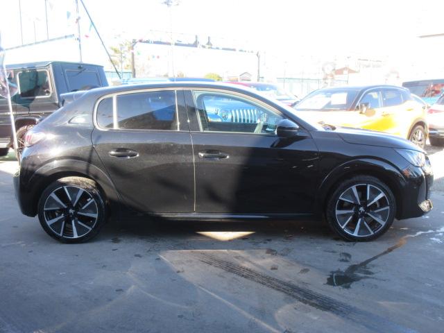 e-208 GT ・純正ディスプレイオーディオ バックカメラ ハーフレザー シートヒーター アクティブセーフティブレーキ 疲労検知システム ブラインドスポットモニター 前後ソナー LEDライト スマートキー&Pスタート(11枚目)