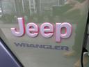 JEEPのエンブレムがかっこよさを演出しております♪