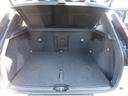 ラゲッジスペースも広々しております♪ 後席の背面を倒せば、荷室がさらに広がり、大きな荷物も積み込めます♪