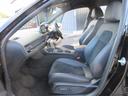 助手席周りも素晴らしいコンディションが保たれております♪　足元まで広々しており、より快適な車内空間になります♪　長距離ドライブでも安心ですね♪