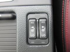 運転席＆助手席シートヒーター機能搭載♪　冬場の冷たいシートもこれで安心ですね♪ 3