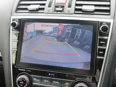 ガイド線付バックカメラで駐車も安心ですね♪　広角のカメラを使用しております♪ 5