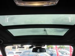 サンルーフ装備車両！解放感あるドライブはどうですか♪ 3