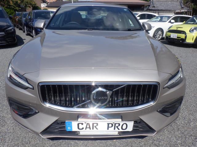 Ｓ６０ アルティメット　Ｂ４　前後シートヒーター　ハンドルヒーター　ハーマンカードン　ＨＵＤ　ナビ　３６０度カメラ　ソナー　ＡＣＣ　ＬＥＤ　ＥＴＣ　ａｐｐｌｅＣａｒＰｌａｙ　ＵＳＢ　Ｂｌｕｅｔｏｏｔｈ　ワイヤレス充電　衝突軽減（3枚目）