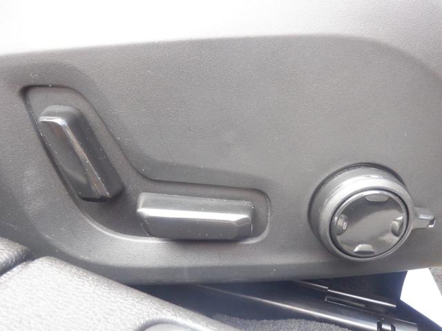 Ｓ６０ アルティメット　Ｂ４　前後シートヒーター　ハンドルヒーター　ハーマンカードン　ＨＵＤ　ナビ　３６０度カメラ　ソナー　ＡＣＣ　ＬＥＤ　ＥＴＣ　ａｐｐｌｅＣａｒＰｌａｙ　ＵＳＢ　Ｂｌｕｅｔｏｏｔｈ　ワイヤレス充電　衝突軽減（49枚目）