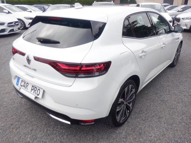 メガーヌ インテンス 1オーナー ACC LEDライト スマートキー フルTV バックカメラ ソナー 衝突軽減 シートヒーター AUX USB Bluetooth appleCarPlay アイドリングストップ(6枚目)