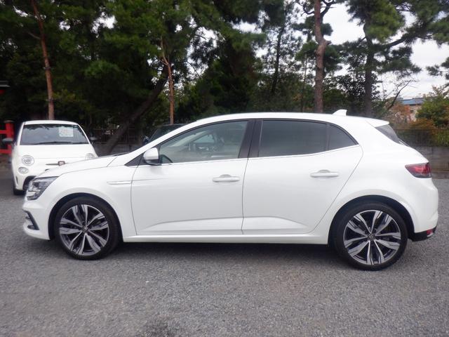 メガーヌ インテンス 1オーナー ACC LEDライト スマートキー フルTV バックカメラ ソナー 衝突軽減 シートヒーター AUX USB Bluetooth appleCarPlay アイドリングストップ(9枚目)