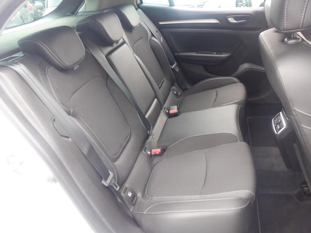 メガーヌ インテンス 1オーナー ACC LEDライト スマートキー フルTV バックカメラ ソナー 衝突軽減 シートヒーター AUX USB Bluetooth appleCarPlay アイドリングストップ(17枚目)