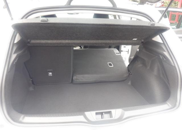 メガーヌ インテンス 1オーナー ACC LEDライト スマートキー フルTV バックカメラ ソナー 衝突軽減 シートヒーター AUX USB Bluetooth appleCarPlay アイドリングストップ(18枚目)