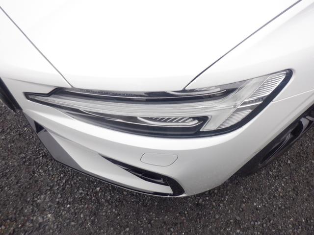 Ｖ６０ Ｂ５　Ｒデザイン　クライメイトパッケージ　１オーナー　ハーマンカードン　ハーフレザー　ハンドル＆シートヒーター　電動シート　ナビ　ＴＶ　３６０度カメラ　ＨＵＤ　電動リアゲート　スマートキー　ＡＣＣ　ＬＥＤライト　ＥＴＣ　アイドリングストップ（10枚目）