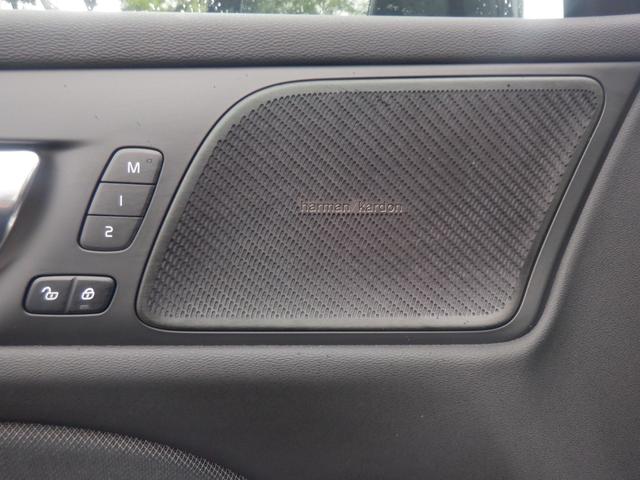 Ｖ６０ Ｂ５　Ｒデザイン　クライメイトパッケージ　１オーナー　ハーマンカードン　ハーフレザー　ハンドル＆シートヒーター　電動シート　ナビ　ＴＶ　３６０度カメラ　ＨＵＤ　電動リアゲート　スマートキー　ＡＣＣ　ＬＥＤライト　ＥＴＣ　アイドリングストップ（46枚目）