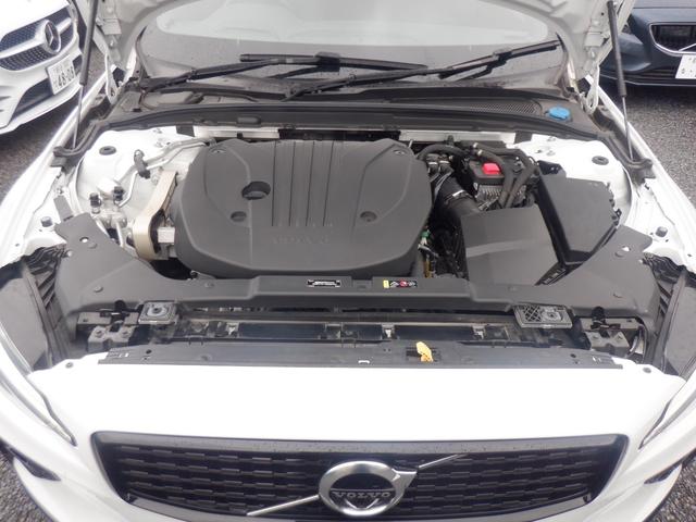 Ｖ６０ Ｂ５　Ｒデザイン　クライメイトパッケージ　１オーナー　ハーマンカードン　ハーフレザー　ハンドル＆シートヒーター　電動シート　ナビ　ＴＶ　３６０度カメラ　ＨＵＤ　電動リアゲート　スマートキー　ＡＣＣ　ＬＥＤライト　ＥＴＣ　アイドリングストップ（50枚目）