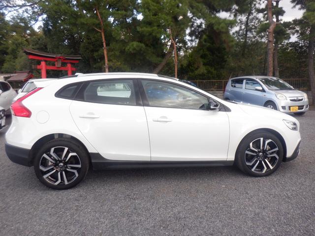 VOLVO V40 CROSS COUNTRY T5 AWD MOMENTUM