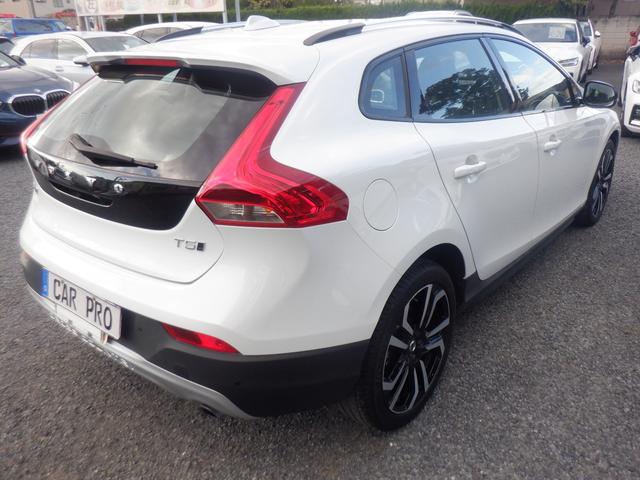 VOLVO V40 CROSS COUNTRY T5 AWD MOMENTUM
