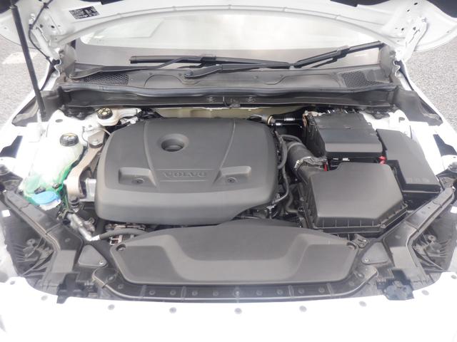 VOLVO V40 CROSS COUNTRY T5 AWD MOMENTUM