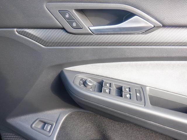 ゴルフヴァリアント ｅＴＳＩ　Ｒライン　ナビＴＶ　Ｂカメラ　３６０度ソナー　パーキングアシスト　ハーフ革　ハンドル＆シートヒーター　電動Ｒゲート　ＬＥＤ　ＥＴＣ　スマートキー　ディスプレイオーディオ　ｃａｒＰＬＡＹ　ＵＳＢ　ブルートゥース（45枚目）