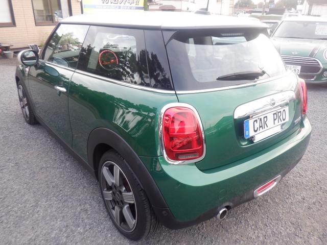 MINI クーパー 60イヤーズエディション 3ドア インテリジェントセーフティ 茶革 シートヒーター 純正ナビ バックカメラソナー 衝突軽減 クルコン パーキングアシスト スマートキー LEDライト ETC 音楽インポート USB Bluetooth(8枚目)