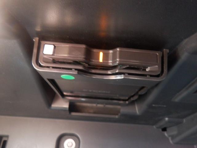 Ｖ６０ Ｂ４　モメンタム　クライメイトパッケージ　ハンドル＆シートヒーター　ナビＴＶ　３６０度カメラ　ソナー　ＡＣＣ　衝突軽減　パーキングアシスト　黒革　電動リアゲート　ＬＥＤ　ＥＴＣ　ｃａｒＰＬＡＹ　ＵＳＢ　Ｂｌｕｅｔｏｏｔｈ　ワイヤレス充電（28枚目）