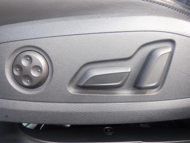 Ａ４アバント ３５ＴＦＳＩ　アドバンスド　アウディプレセンス　ＬＥＤ　ＡＣＣ　３６０度カメラ　パーキングアシスト　衝突軽減　ナビＴＶ　電動シートヒーター　電動Ｒゲート　ＥＴＣ　ディスプレイオーディオ　ａｐｐｌｅＣａｒＰｌａｙ　ＵＳＢ　ブルートゥース　パドルシフト（29枚目）