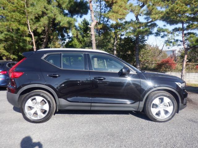 ＸＣ４０ Ｂ４　ＡＷＤ　モメンタム　１オーナー　衝突軽減　ハンドル＆シートヒーター　ナビＴＶ　３６０度カメラ　ＡＣＣ　ＬＥＤ　ＥＴＣ　スマートキー　ディスプレイオーディオ　ａｐｐｌｅＣａｒＰｌａｙ　ＵＳＢ　ブルートゥース　電動シート　電動Ｒゲート（5枚目）