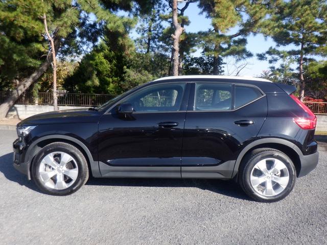 ＸＣ４０ Ｂ４　ＡＷＤ　モメンタム　１オーナー　衝突軽減　ハンドル＆シートヒーター　ナビＴＶ　３６０度カメラ　ＡＣＣ　ＬＥＤ　ＥＴＣ　スマートキー　ディスプレイオーディオ　ａｐｐｌｅＣａｒＰｌａｙ　ＵＳＢ　ブルートゥース　電動シート　電動Ｒゲート（9枚目）