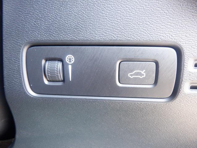 ＸＣ４０ Ｂ４　ＡＷＤ　モメンタム　１オーナー　衝突軽減　ハンドル＆シートヒーター　ナビＴＶ　３６０度カメラ　ＡＣＣ　ＬＥＤ　ＥＴＣ　スマートキー　ディスプレイオーディオ　ａｐｐｌｅＣａｒＰｌａｙ　ＵＳＢ　ブルートゥース　電動シート　電動Ｒゲート（44枚目）