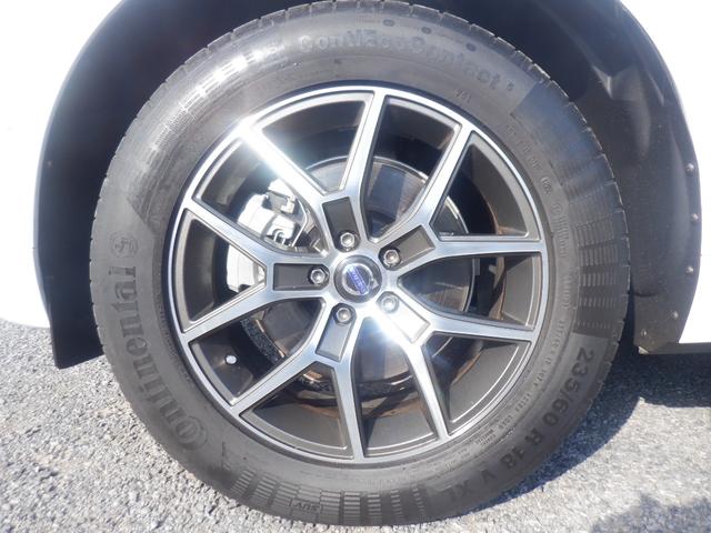 ＸＣ６０ プラス　Ｂ５　クライメイトパッケージ　グーグルナビ　３６０度カメラ　ハンドル＆シートヒーター　リヤシートヒーター　革　電動メモリーシート　電動Ｒゲート　ＡＣＣ　衝突軽減　ＬＥＤ　ＥＴＣ　ａｐｐｌｅＣａｒＰｌａｙ　ＵＳＢ　Ｂｌｕｅｔｏｏｔｈ（12枚目）