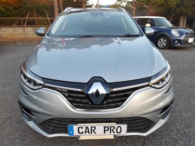 メガーヌ スポーツツアラー　インテンス　バックカメラ　前後ソナー　ＡＣＣ　レーンアシスト　ブラインドスポット　衝突軽減　Ｌ？Ｄ　スマートキー　アイドリングストップ　ＡＵＸ　ＵＳＢ　ブルートゥース　ハーフレザー　シートヒーター（3枚目）