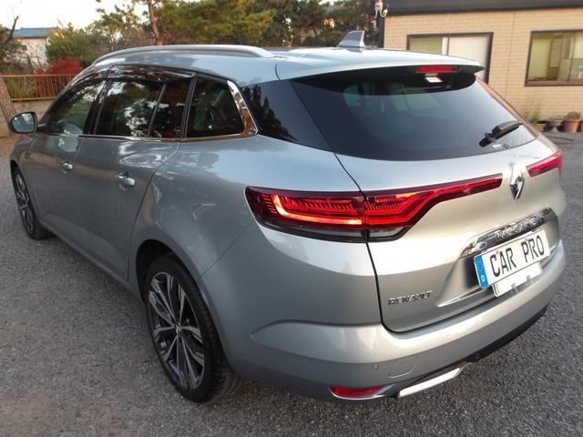 メガーヌ スポーツツアラー　インテンス　バックカメラ　前後ソナー　ＡＣＣ　レーンアシスト　ブラインドスポット　衝突軽減　Ｌ？Ｄ　スマートキー　アイドリングストップ　ＡＵＸ　ＵＳＢ　ブルートゥース　ハーフレザー　シートヒーター（8枚目）