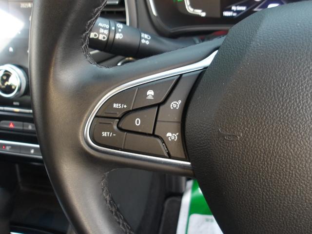 メガーヌ スポーツツアラー　インテンス　バックカメラ　前後ソナー　ＡＣＣ　レーンアシスト　ブラインドスポット　衝突軽減　Ｌ？Ｄ　スマートキー　アイドリングストップ　ＡＵＸ　ＵＳＢ　ブルートゥース　ハーフレザー　シートヒーター（32枚目）