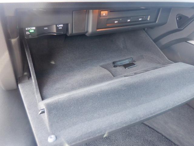 Ａ５スポーツバック ４０ＴＦＳＩスポーツ　Ｓライン　アウディプレセンス　バーチャルコックピット　ＬＥＤ　ＡＣＣ　衝突軽減　電動シート・ヒーター　ナビ　ＴＶ　３６０度カメラ　ソナー　パーキングアシスト　電動Ｒゲート　ＣＤ録音　ＤＶＤ　ＵＳＢ　Ｂｌｕｅｔｏｏｔｈ　パドルシフト（34枚目）