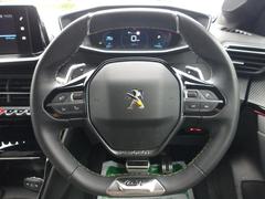 バックカメラ　ディスプレイオーディオ　ｃａｒＰＬＡＹ　ＵＳＢ　Ｂｌｕｅｔｏｏｔｈ　ワイヤレス充電　パドルシフト　ＡＣＣ　スマートキー　ハーフレザー　シートヒーター　ＬＥＤ　ＥＴＣ　アイドリングストップ 7