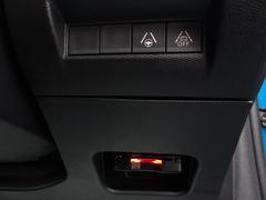 バックカメラ　ディスプレイオーディオ　ｃａｒＰＬＡＹ　ＵＳＢ　Ｂｌｕｅｔｏｏｔｈ　ワイヤレス充電　パドルシフト　ＡＣＣ　スマートキー　ハーフレザー　シートヒーター　ＬＥＤ　ＥＴＣ　アイドリングストップ 6