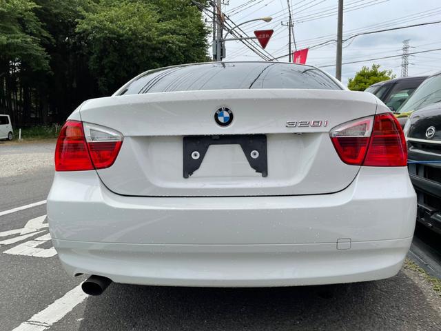 ＢＭＷ ３シリーズ