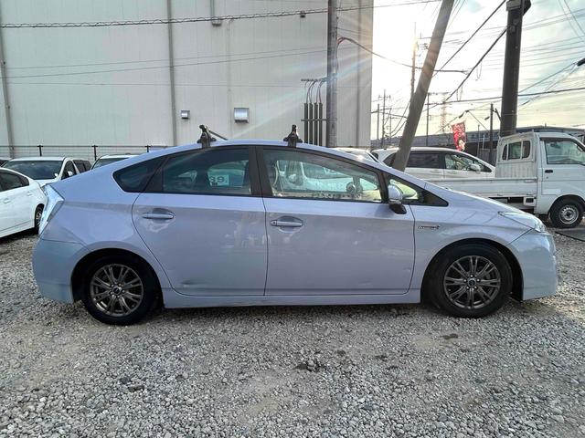 プリウス L アルミホイール CVT スマートキー アイドリングストップ 電動格納ミラー 盗難防止システム CD MD 衝突安全ボディ ABS ESC エアコン パワーステアリング パワーウィンドウ(14枚目)