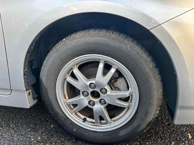 プリウス S ドライブレコーダー ETC ナビ クリアランスソナー アルミホイール スマートキー 電動格納ミラー CVT 盗難防止システム 衝突安全ボディ ABS ESC エアコン パワーステアリング(22枚目)