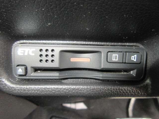 Sパッケージ 純正メモリーナビ Bluetoothオーディオ ETC フルセグ Rカメラ 追突軽減・あんしんブレーキ クルーズコントロール 純正アルミホイール(12枚目)