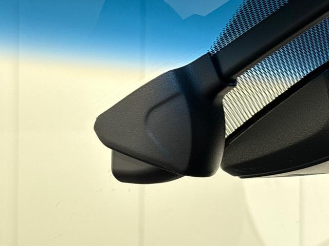 ステップワゴンスパーダ スパーダホンダセンシング　純正メモリーナビ　フルセグＴＶ　バックカメラ　ＥＴＣ２．０　両側パワースライドドア　前後ドラレコ　２列目ベンチシート　盗難防止　助手席エアバッグ　Ｗパワスラ　リアオートエアコン　地デジ　ＬＥＤライト（4枚目）