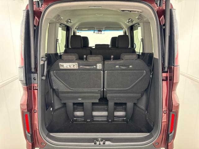 ステップワゴンスパーダ スパーダホンダセンシング　純正メモリーナビ　フルセグＴＶ　バックカメラ　ＥＴＣ２．０　両側パワースライドドア　前後ドラレコ　２列目ベンチシート　盗難防止　助手席エアバッグ　Ｗパワスラ　リアオートエアコン　地デジ　ＬＥＤライト（37枚目）