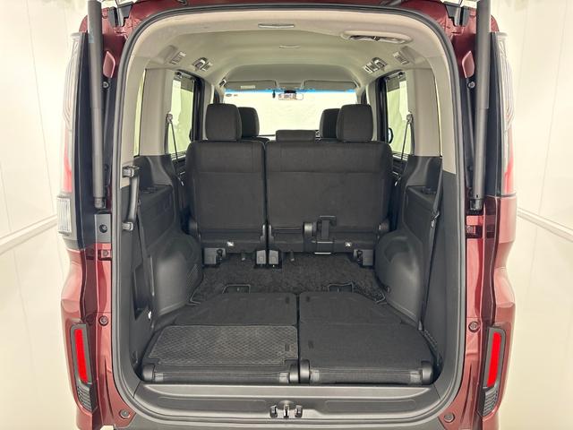 ステップワゴンスパーダ スパーダホンダセンシング　純正メモリーナビ　フルセグＴＶ　バックカメラ　ＥＴＣ２．０　両側パワースライドドア　前後ドラレコ　２列目ベンチシート　盗難防止　助手席エアバッグ　Ｗパワスラ　リアオートエアコン　地デジ　ＬＥＤライト（39枚目）