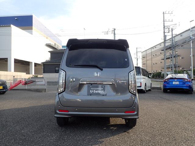 リアコンビネーションライトもＬＥＤです。後方の安全確保に役立ちます。