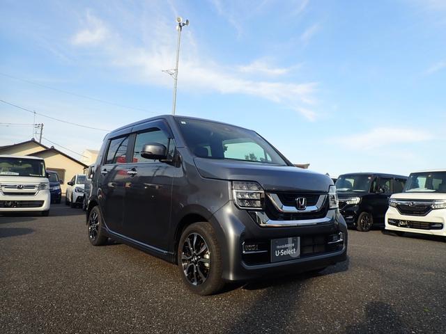 ＬＥＤフォグライトも標準装備です。夜間の走行を助けてくれます。