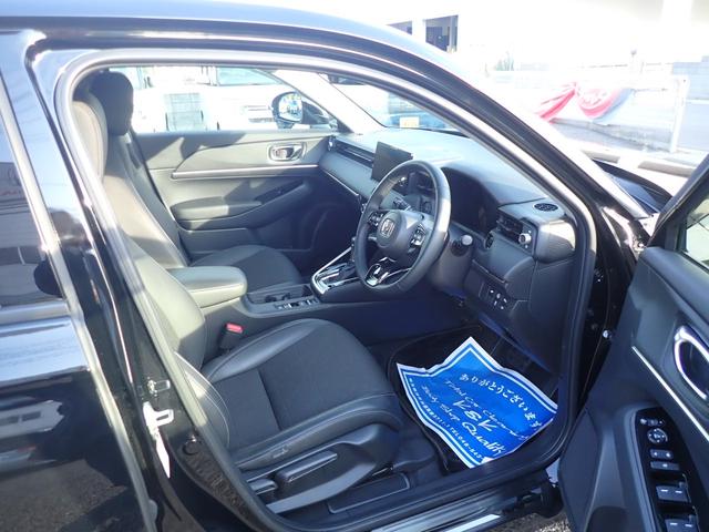 ヴェゼル ｅ：ＨＥＶＺ　１オーナー　Ｒカメラ　フルセグテレビ　スマ－トキ－　ＥＴＣ車載器　アクティブクルーズ　サイドエアバッグ　ナビＴＶ　フルオートエアコン　横滑り防止　キーフリーシステム　４ＷＤ車　禁煙　ＬＥＤヘッドライト（19枚目）